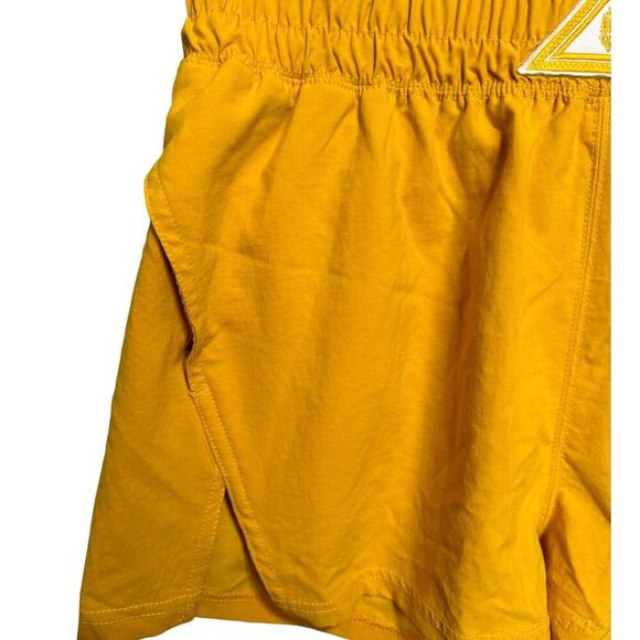 Free People Movement NWT Next Round Short Swaying Sunflowers Size Medium - Picture 4 of 10